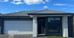 Sparrowhawk Deanside Vic | 4/2/2 Ready to Move in | Deanside Springs Estate